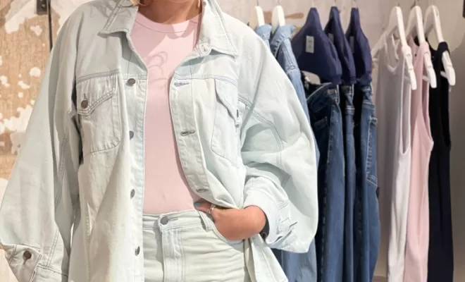 Exploration du style intemporel : Dans l'ombre du denim au 44 à Toulouse, Toulouse, Boutique Au44