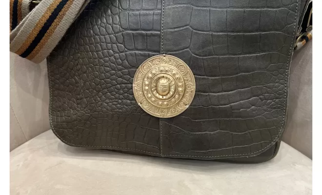 FÊTE DES MÈRES : RÉDUCTION SAC SOUS LES PAVÉS , Toulouse, Boutique Au44